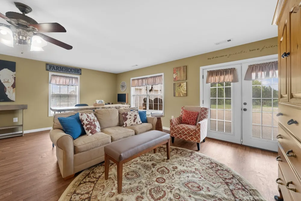 8130 Joy Rd Mount Pleasant, TN 38474