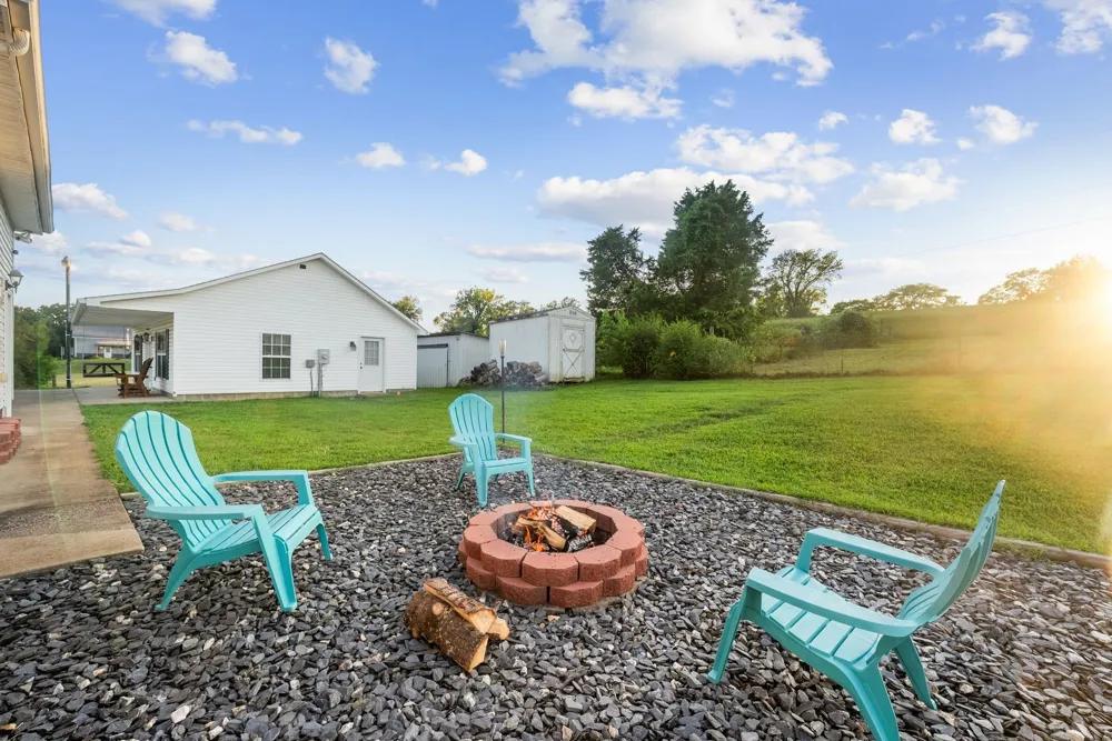 8130 Joy Rd Mount Pleasant, TN 38474