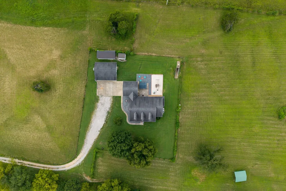 8130 Joy Rd Mount Pleasant, TN 38474