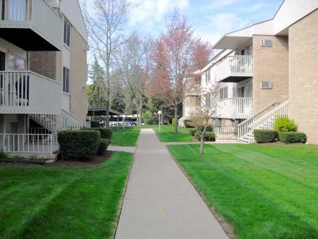 2319 Packard Street #B106 Ann Arbor City, MI 48104