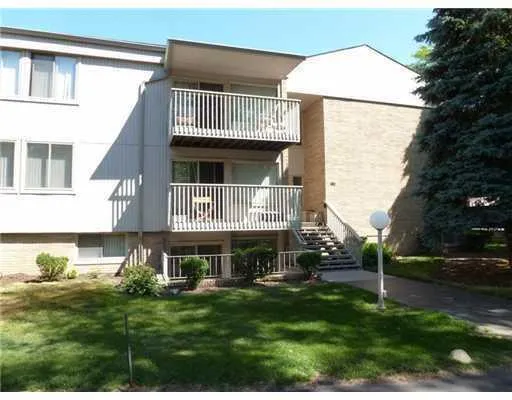 2319 Packard Street #B106 Ann Arbor City, MI 48104