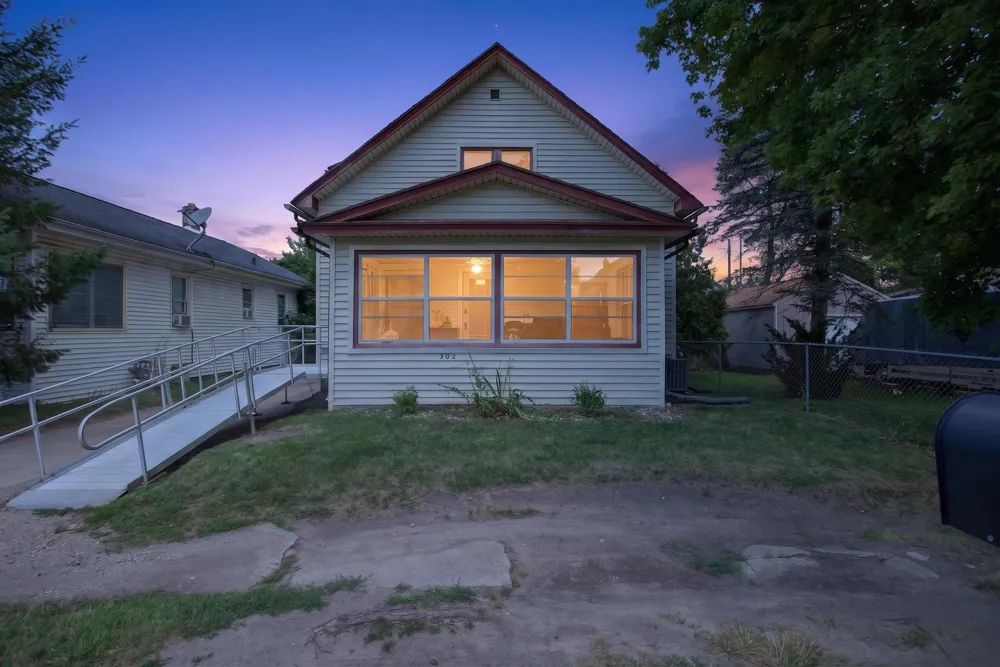 302 Cass Avenue Summit Township, MI 49203