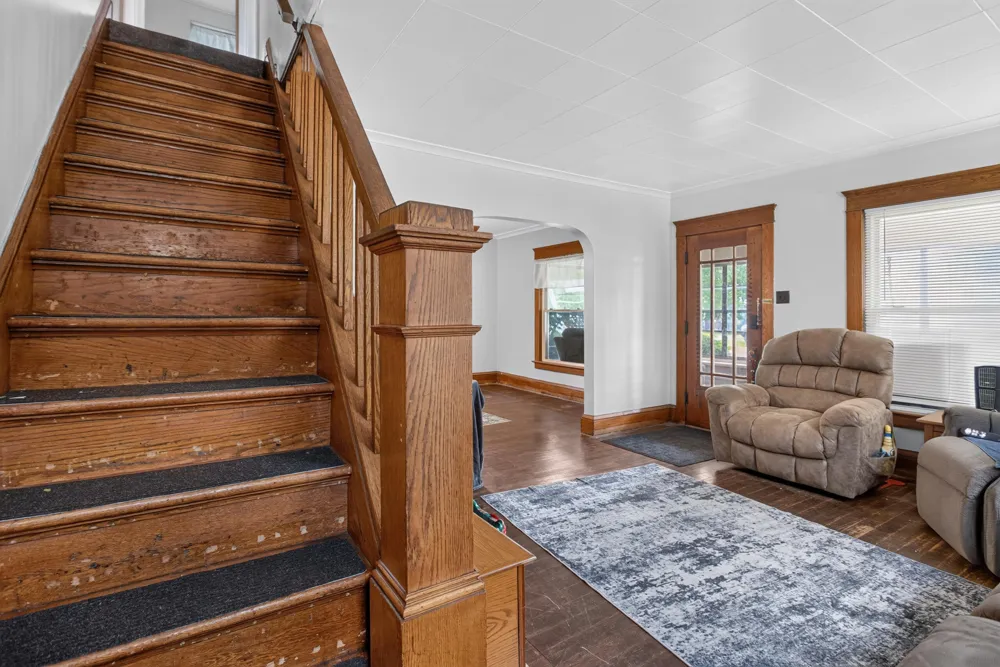 302 Cass Avenue Summit Township, MI 49203