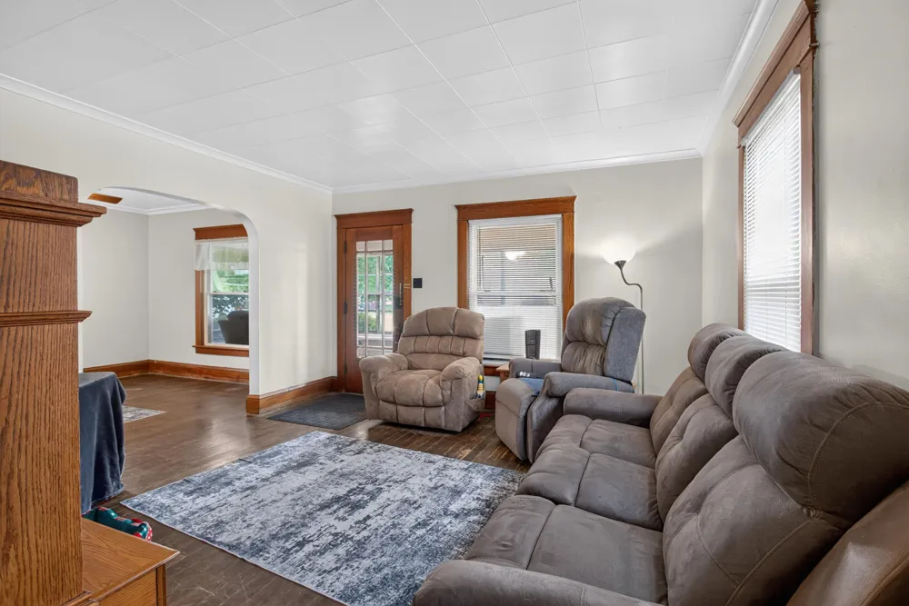 302 Cass Avenue Summit Township, MI 49203