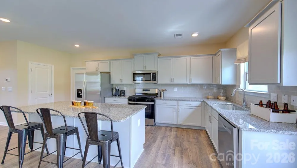 73 Ridgehaven Drive Waynesville, NC 28786