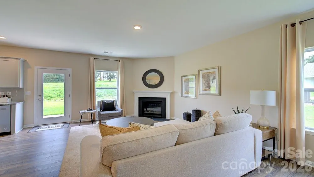 73 Ridgehaven Drive Waynesville, NC 28786
