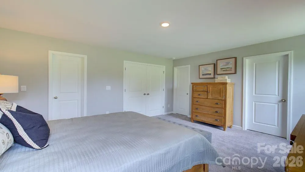 73 Ridgehaven Drive Waynesville, NC 28786