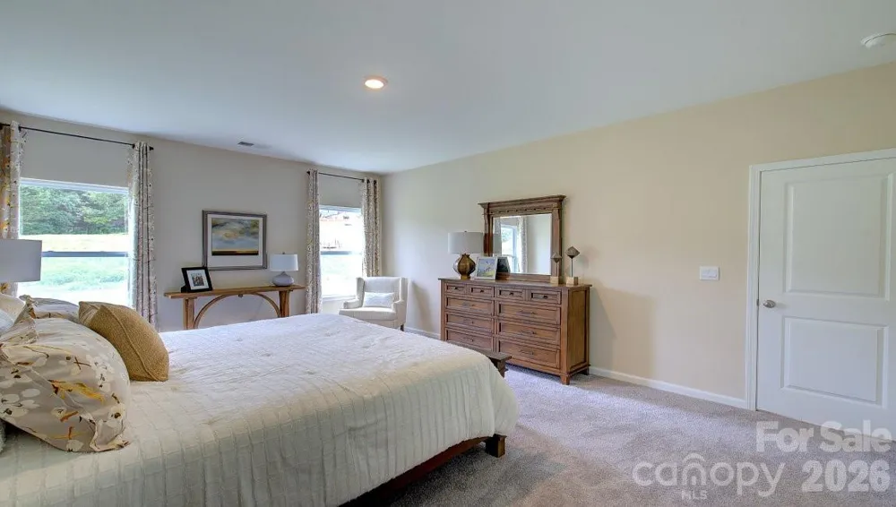 73 Ridgehaven Drive Waynesville, NC 28786