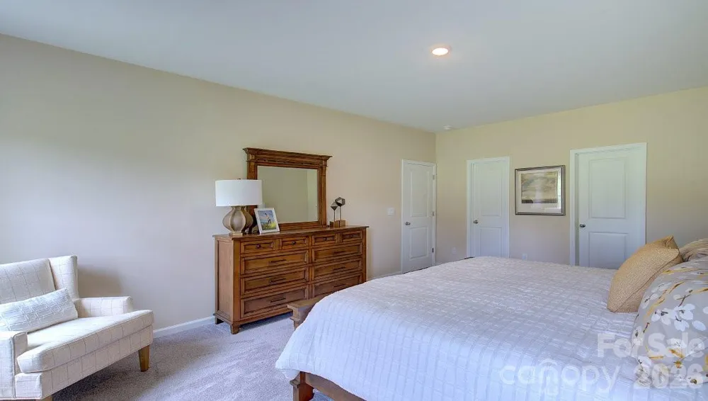 73 Ridgehaven Drive Waynesville, NC 28786