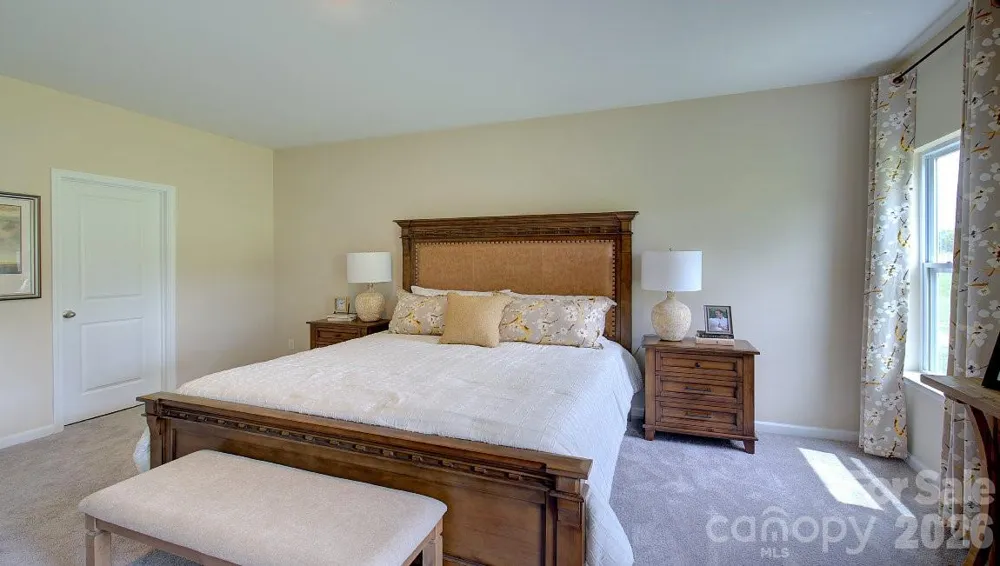 73 Ridgehaven Drive Waynesville, NC 28786