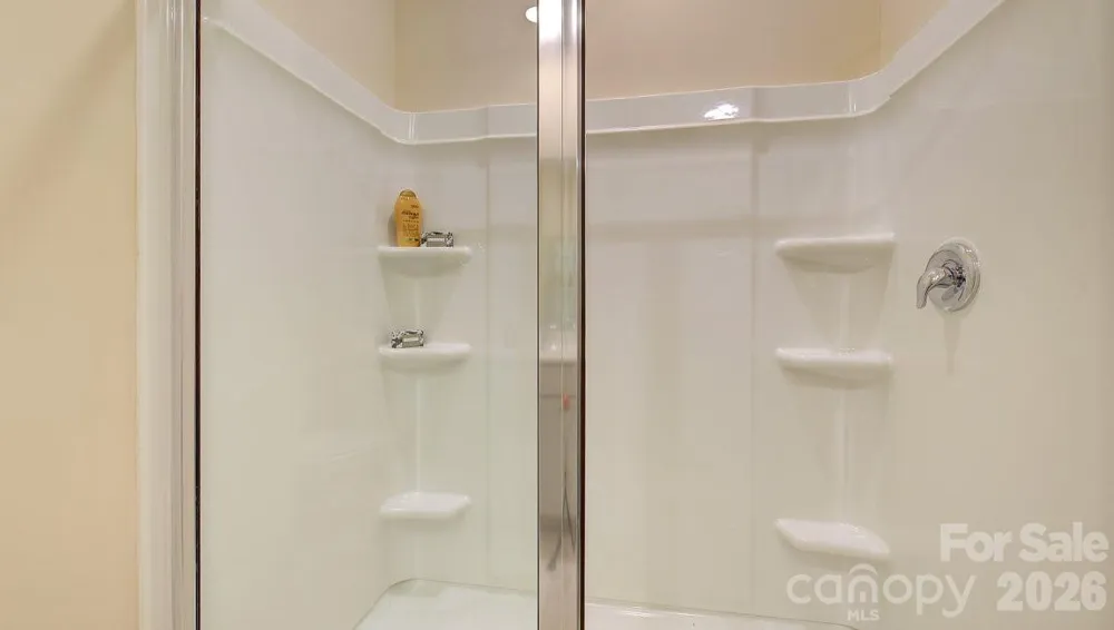73 Ridgehaven Drive Waynesville, NC 28786