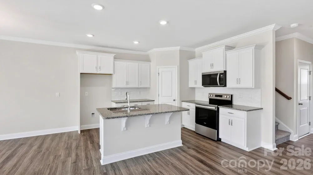 398 Creekview Road Hendersonville, NC 28792