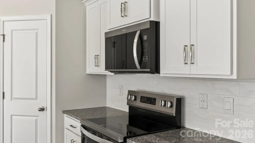 398 Creekview Road Hendersonville, NC 28792