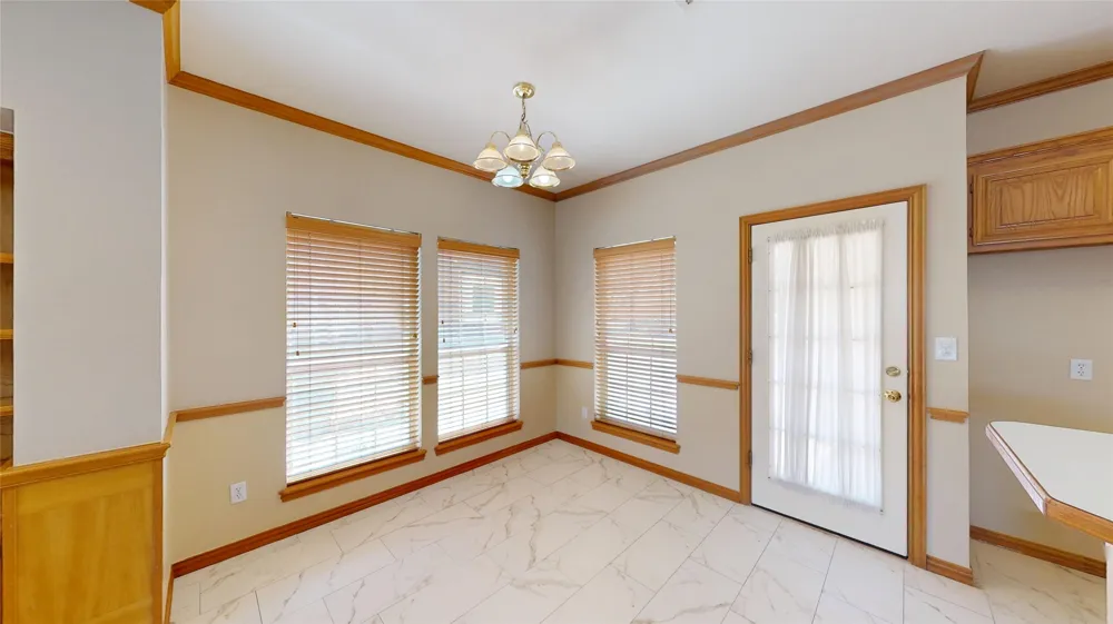 7525 Brentwood Court North Richland Hills, TX 76182
