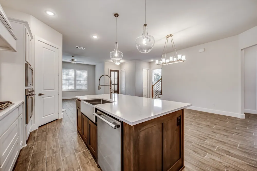 101 Magnolia Lane Westworth Village, TX 76114