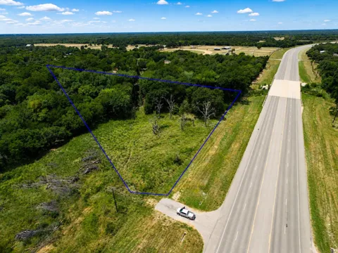 9696 Private Road 2334