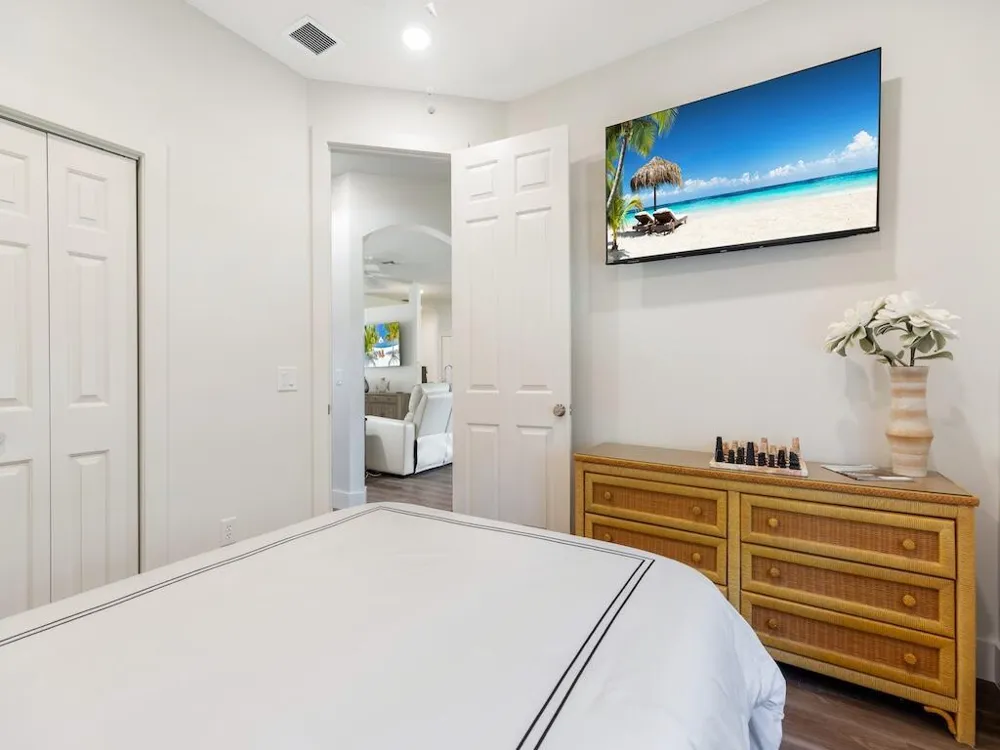 5765 W 1ST SQUARE SW Vero Beach, FL 32968