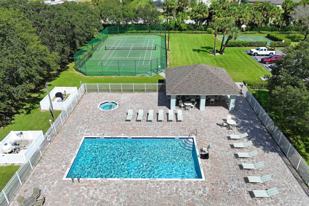 5765 W 1ST SQUARE SW Vero Beach, FL 32968