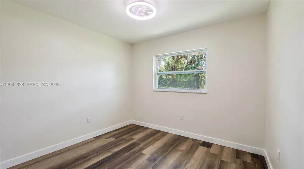 1812 NE 50th ST ocala, FL 34479