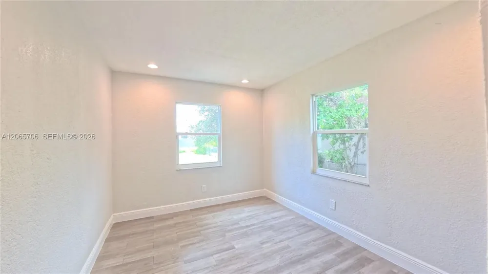 3156 NW 55th St Miami, FL 33142