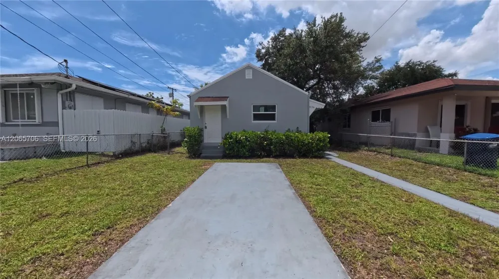 3156 NW 55th St Miami, FL 33142
