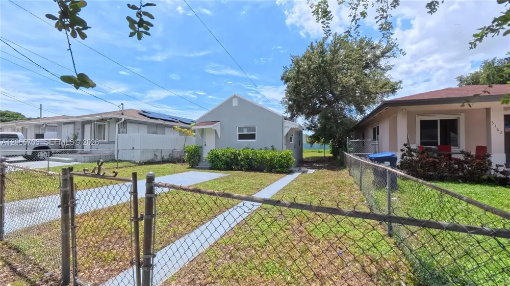 3156 NW 55th St Miami, FL 33142