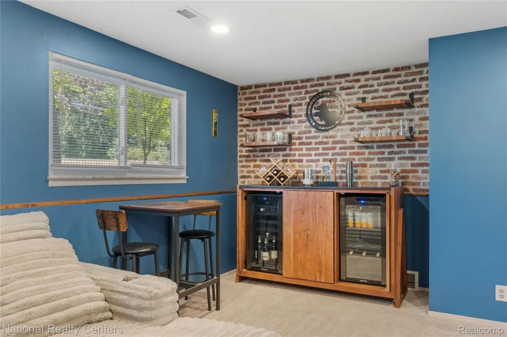 632 Bellevue Avenue Clawson City, MI 48017
