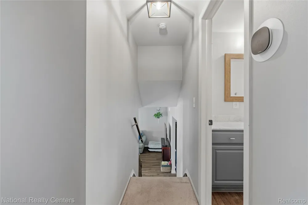 632 Bellevue Avenue Clawson City, MI 48017