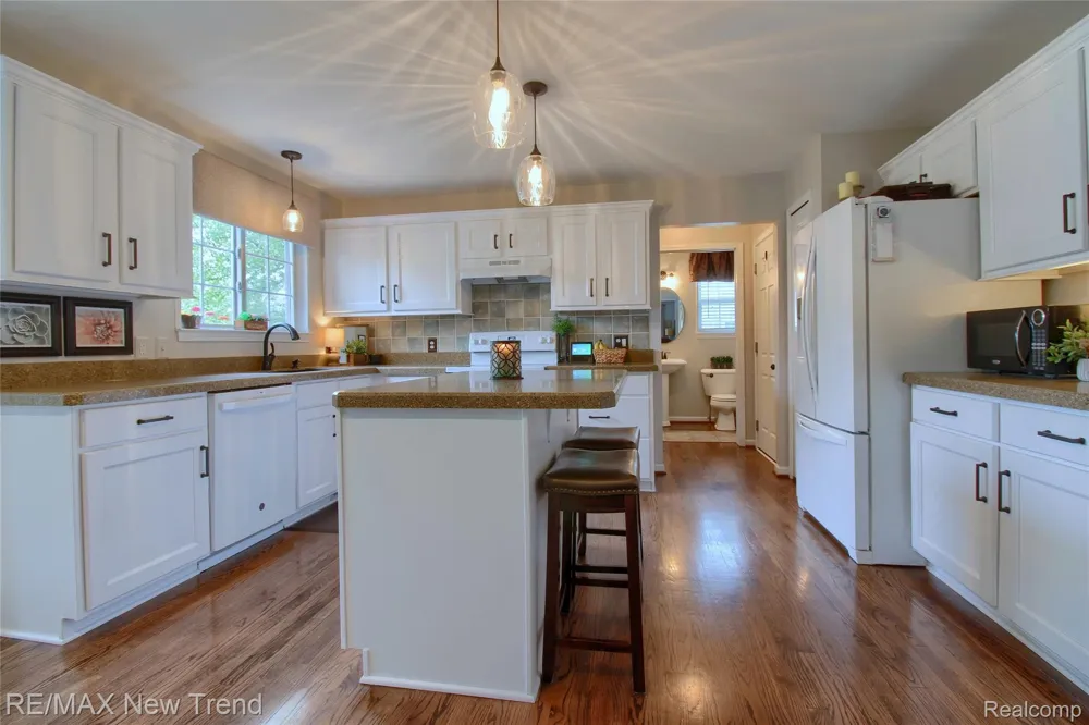 1029 Shetland Drive South Lyon City, MI 48178