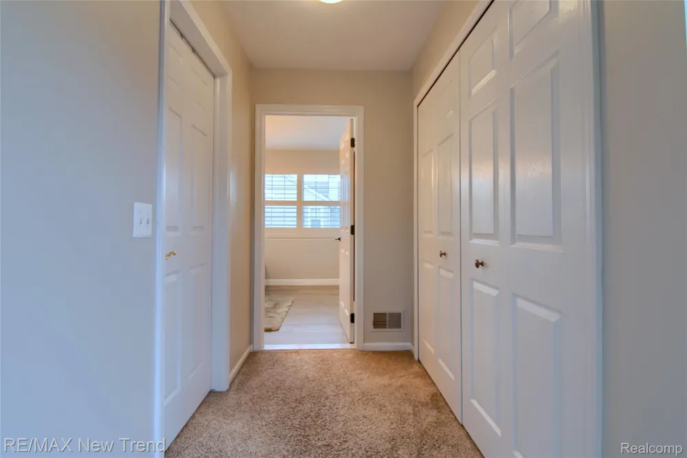 1029 Shetland Drive South Lyon City, MI 48178