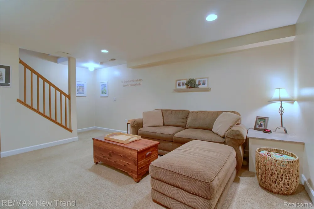 1029 Shetland Drive South Lyon City, MI 48178