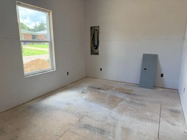 185 HARDIN RD Savannah, TN 38372
