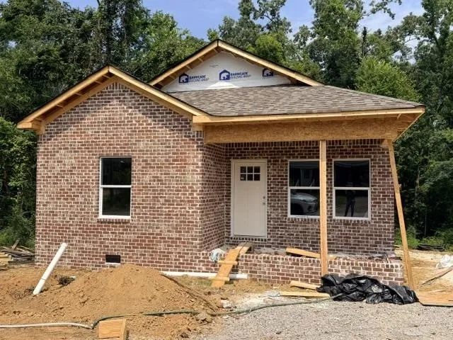 185 HARDIN RD Savannah, TN 38372