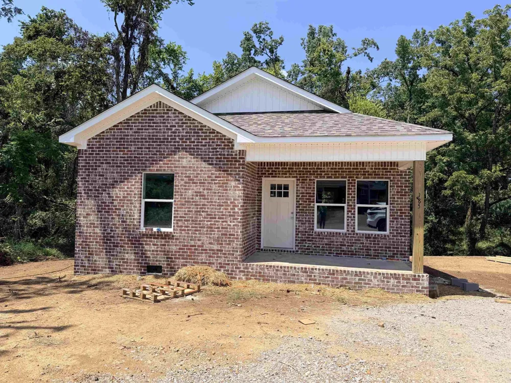 185 HARDIN RD Savannah, TN 38372