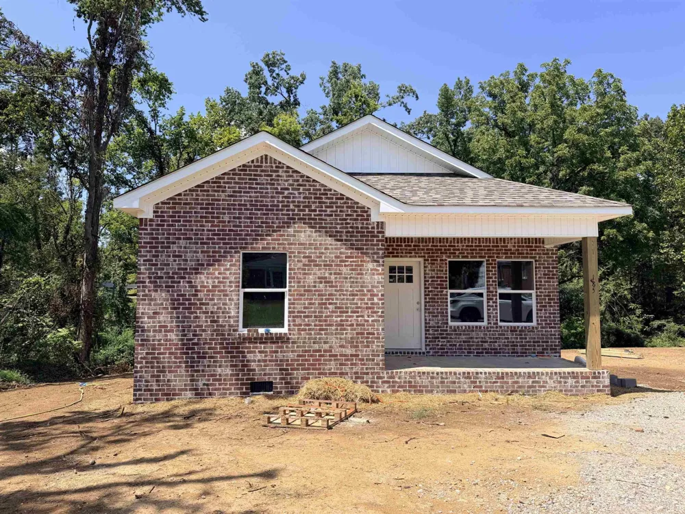 185 HARDIN RD Savannah, TN 38372