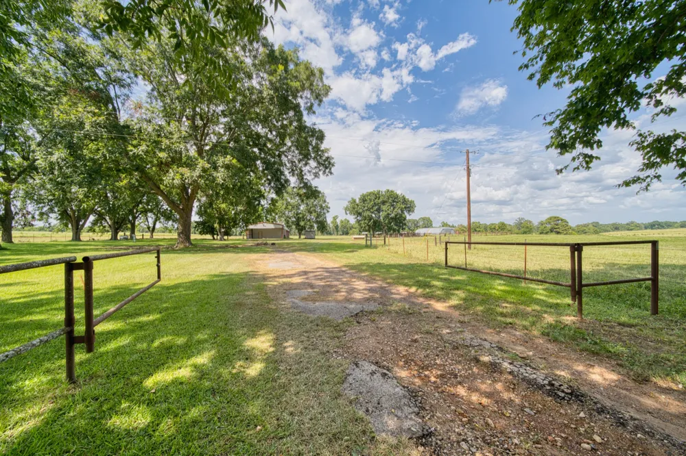 2111 County Road 4335 Bivins, TX 75555