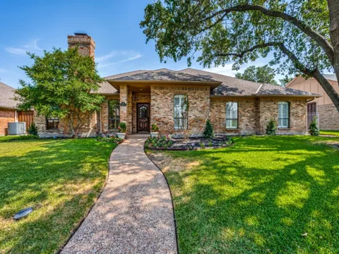 6115 Bluff Point Drive