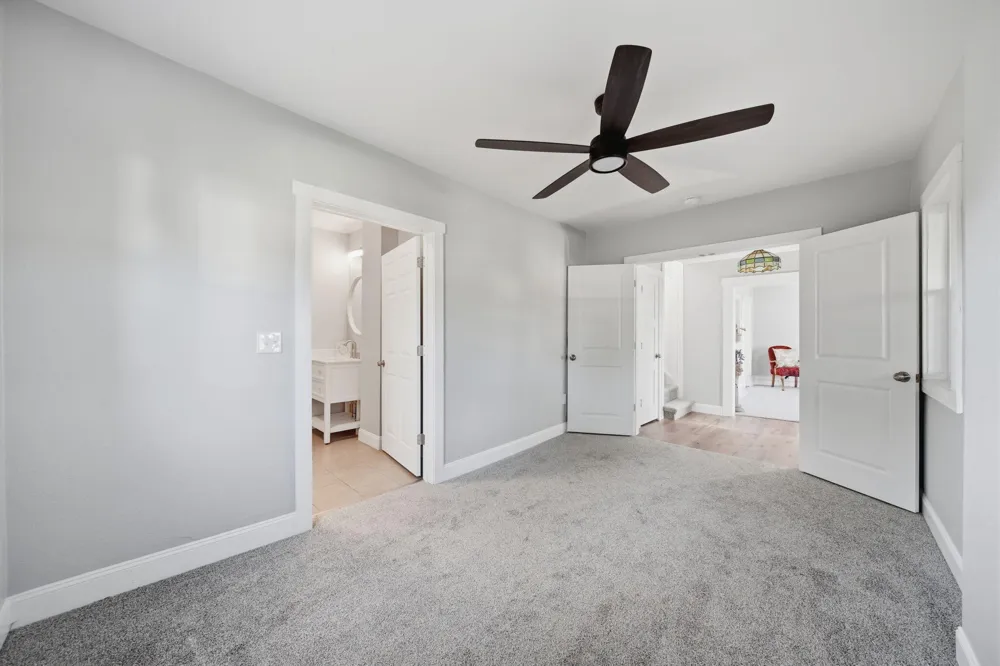 1025 Hamilton Street Jackson, MI 49202