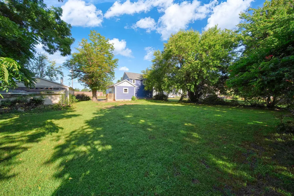 1025 Hamilton Street Jackson, MI 49202