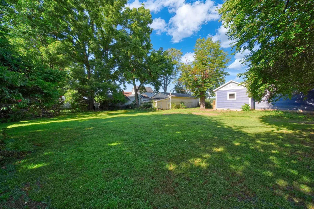 1025 Hamilton Street Jackson, MI 49202