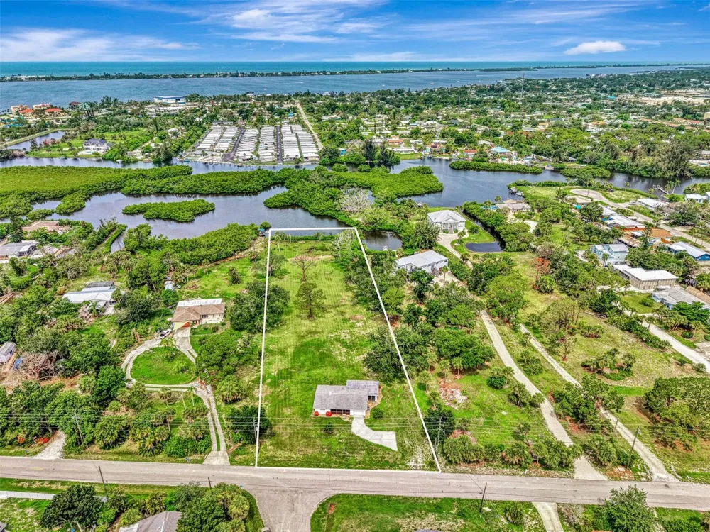780 S OXFORD DRIVE Englewood, FL 34223