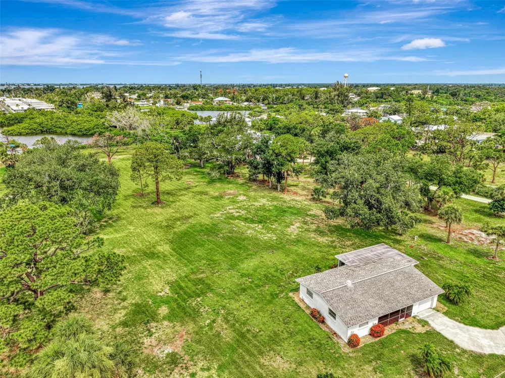 780 S OXFORD DRIVE Englewood, FL 34223