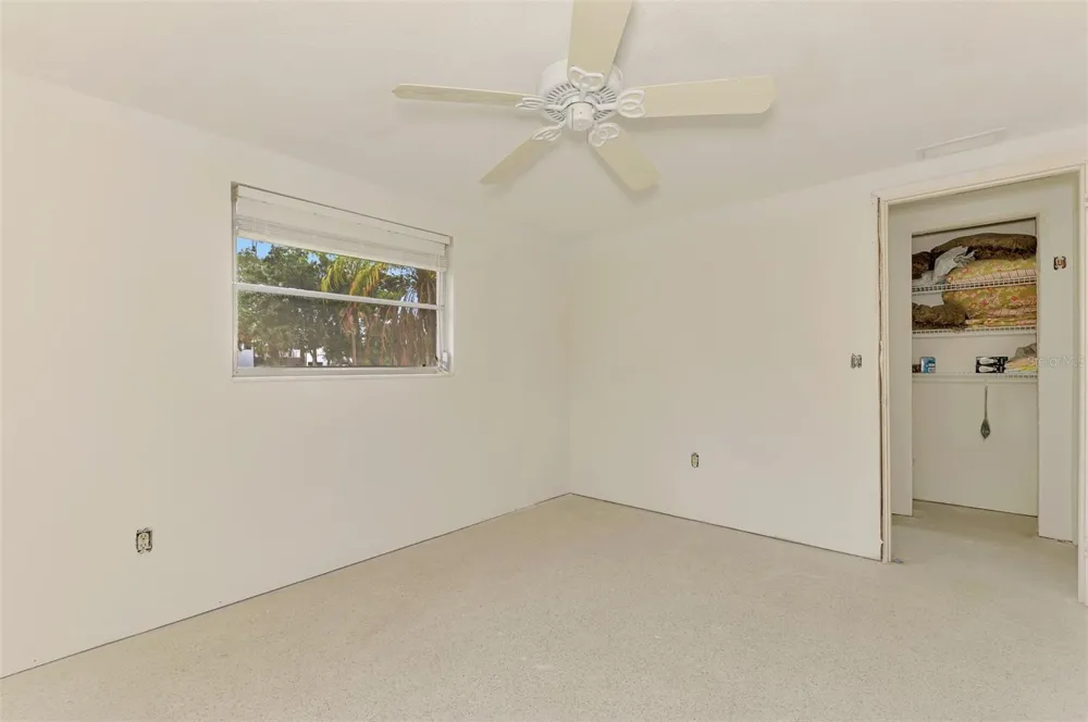 780 S OXFORD DRIVE Englewood, FL 34223