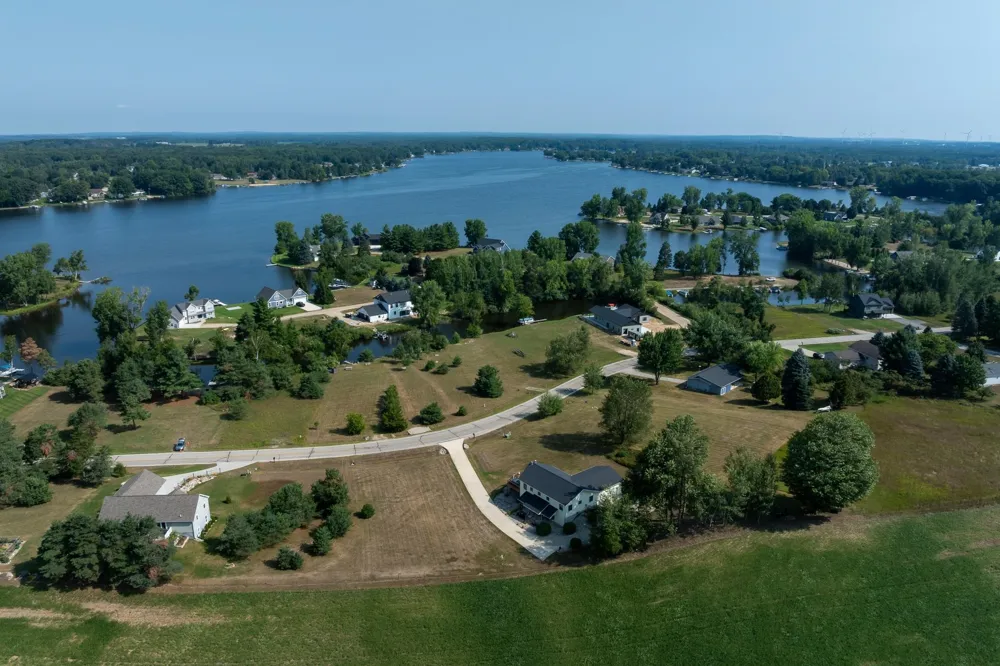 1201 S Clubhouse Drive Lake Isabella Village, MI 48893