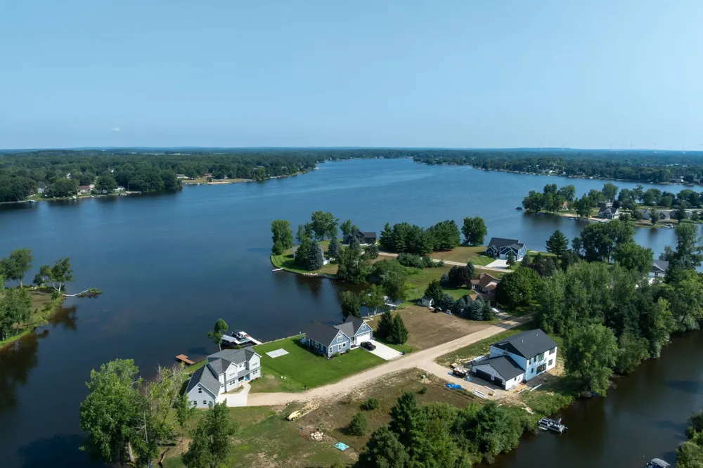 1201 S Clubhouse Drive Lake Isabella Village, MI 48893