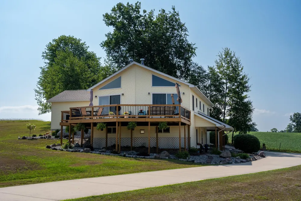 1201 S Clubhouse Drive Lake Isabella Village, MI 48893