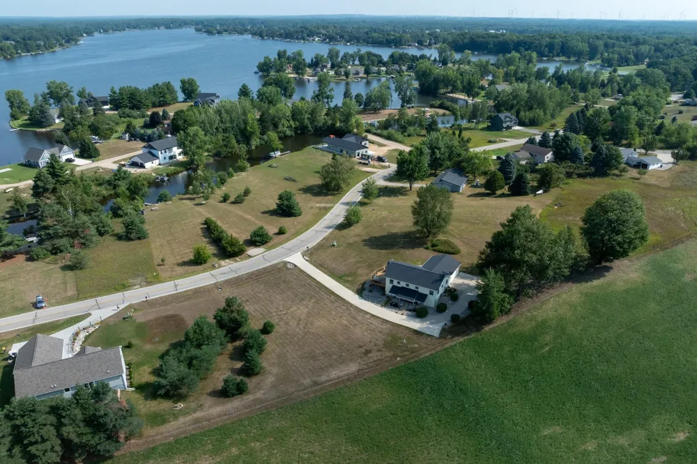 1201 S Clubhouse Drive Lake Isabella Village, MI 48893