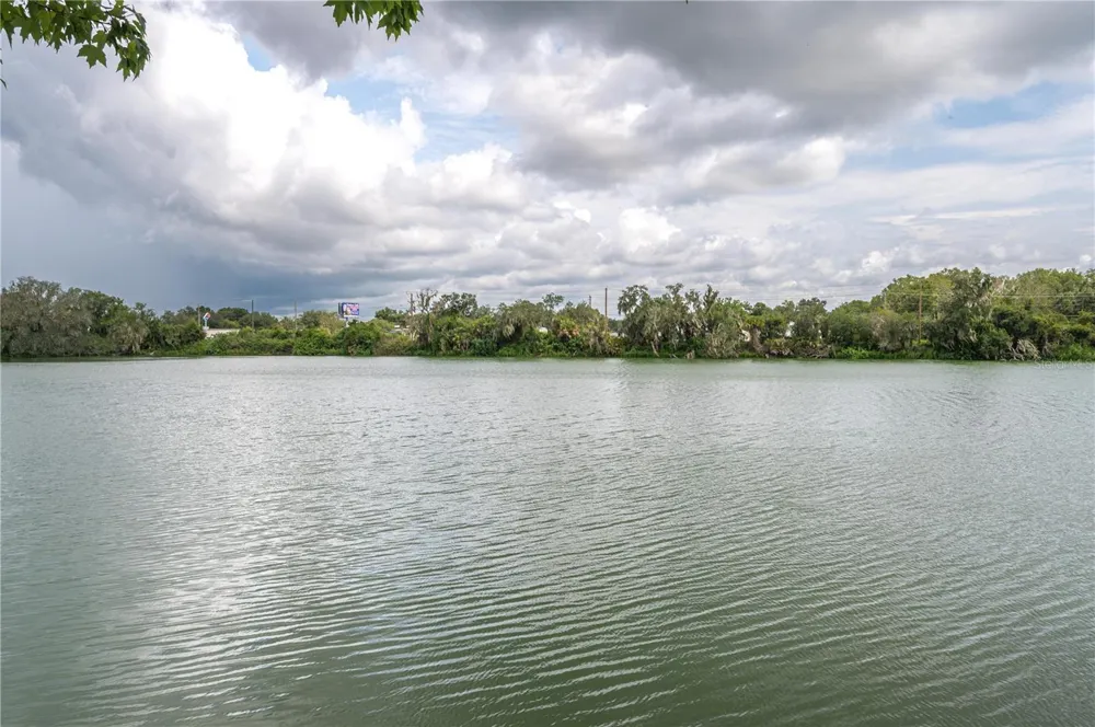 5667 WATER OAK LANE Mulberry, FL 33860