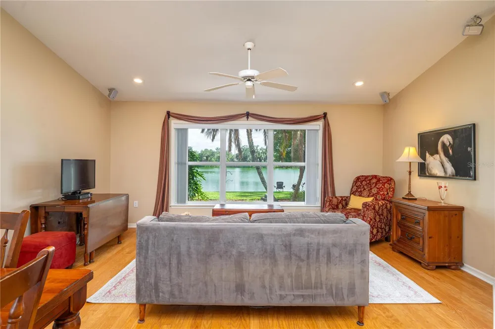 5667 WATER OAK LANE Mulberry, FL 33860