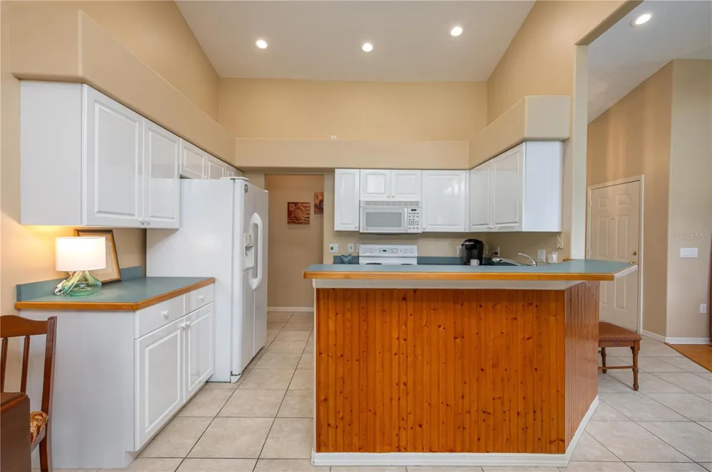 5667 WATER OAK LANE Mulberry, FL 33860